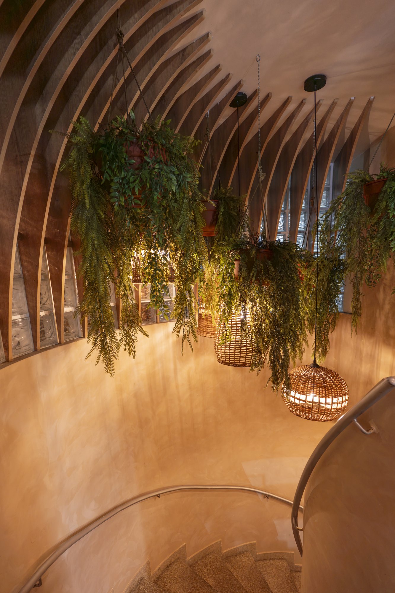 Club Terrazas — Makaha Sunset — 10