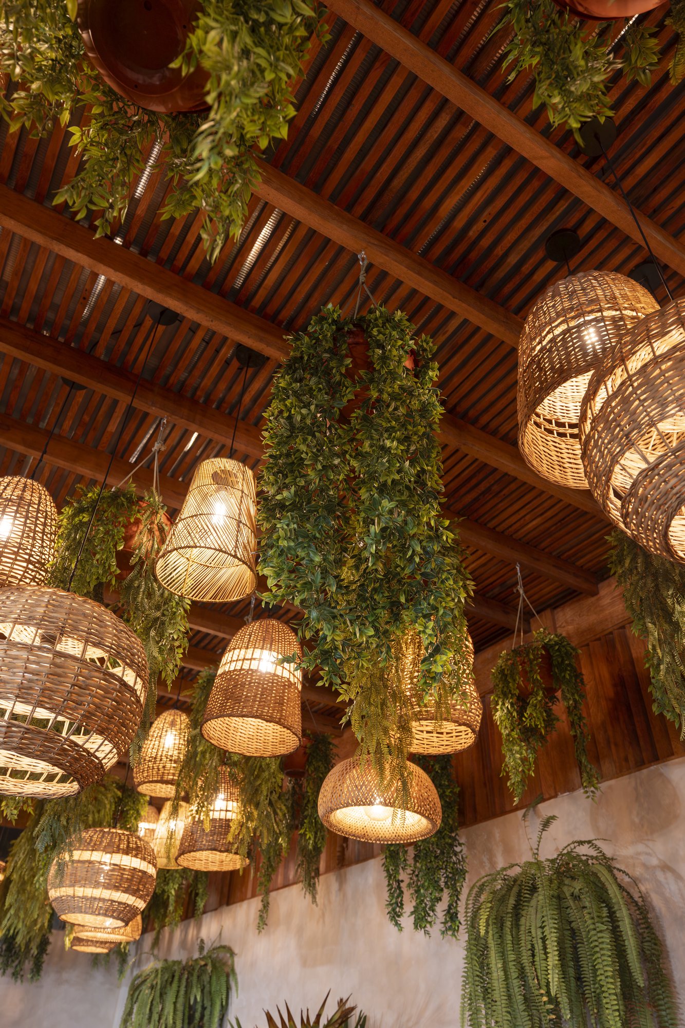 Club Terrazas — Makaha Sunset — 35